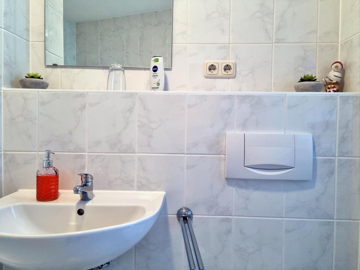Brise Business Apartment Nahe Leipziger Messe - Porsche - Bmw - Dhl - Wlan - Parkplatz - Business Travelers Only Εξωτερικό φωτογραφία